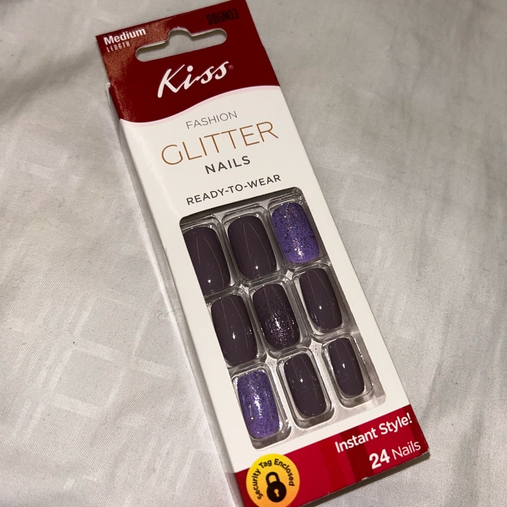 Kiss Nails